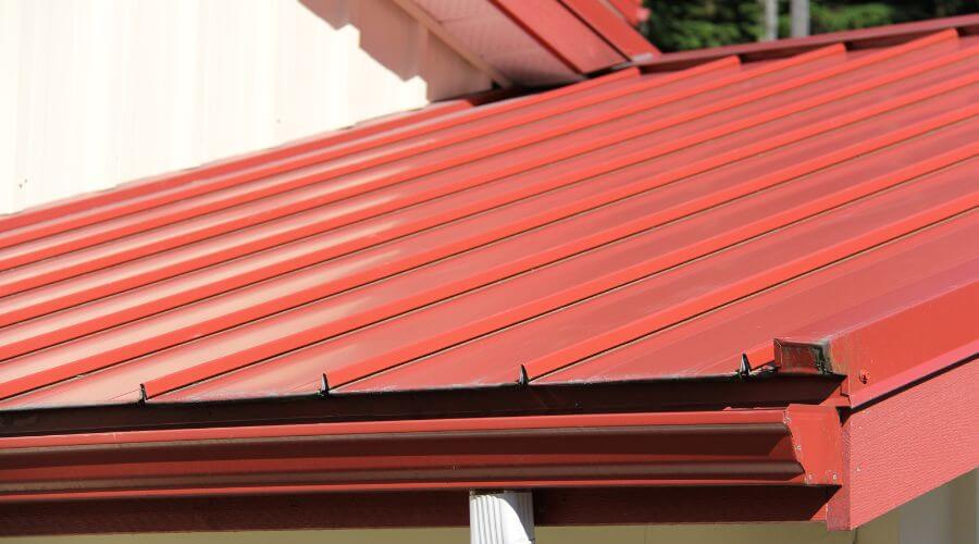 Professional gutter cleaning services in Camden, IN